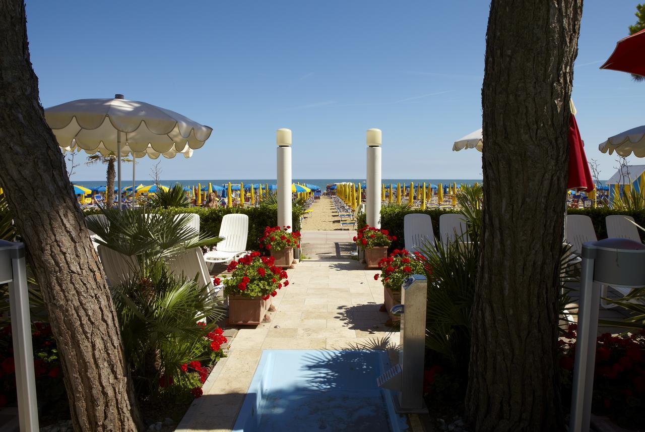 Termini Beach Hotel & Suites Lido di Jesolo Buitenkant foto